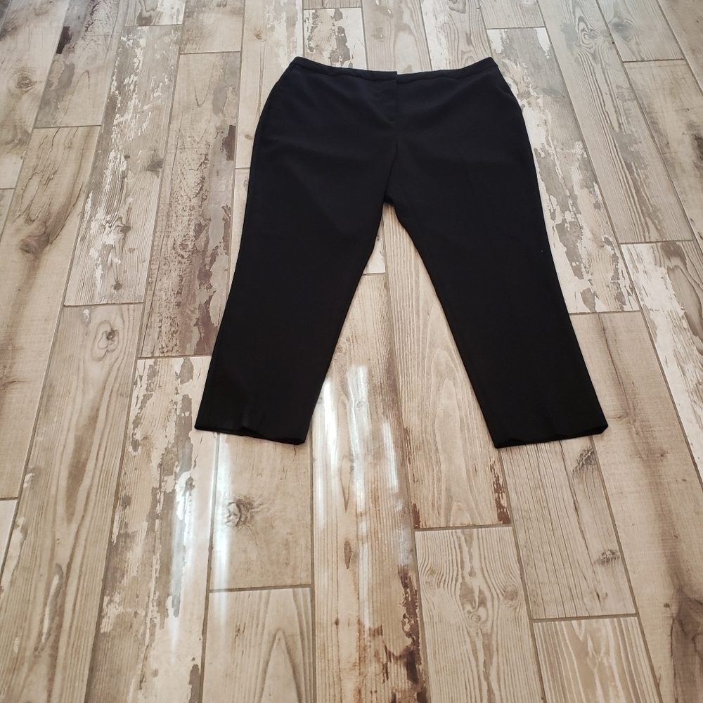 𝅺susan Graver 18WP Black Trousr